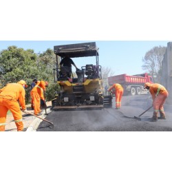Secretaria de Obras Viárias de Campo Largo executa pavimentação no distrito da Ferraria
